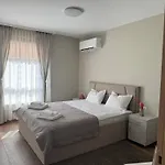 Cozy Place For Nights Appartement Plovdiv