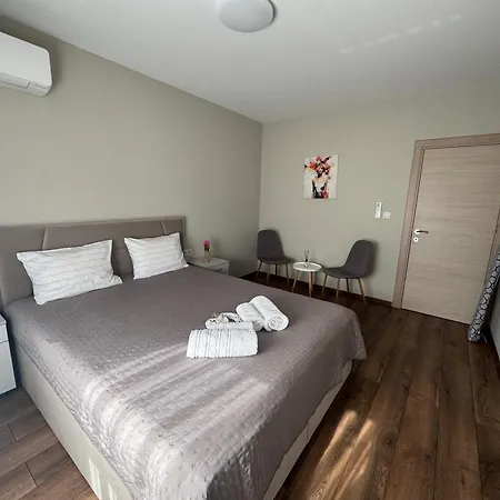 Cozy Place For Nights Appartement *