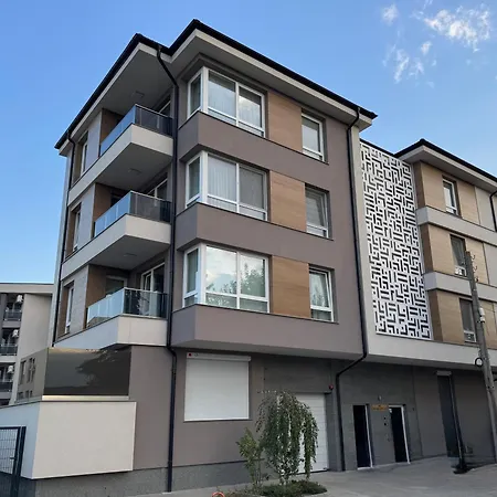 Cozy Place For Nights Апартамент Пловдив